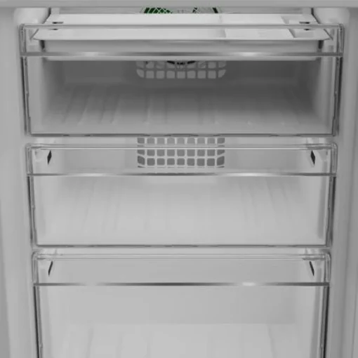Blomberg KNE4554EVI Frost Free Integrated Fridge Freezer White
