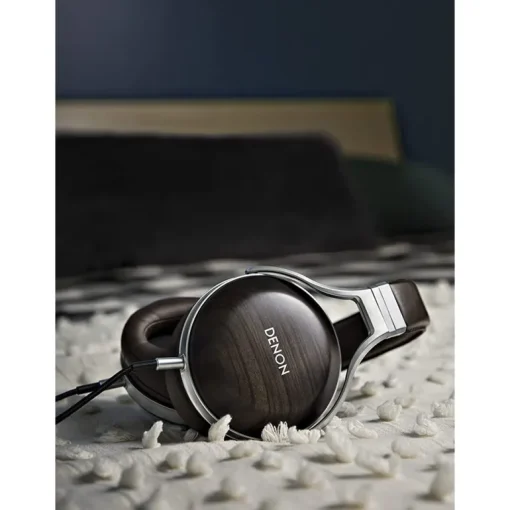 DENON AHD5200EM Over-Ear Headphones