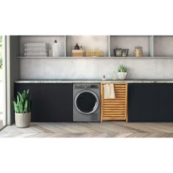 Hotpoint H8D94SBUK Gentlepower 9kg Heat Pump Tumble Dryer Silver