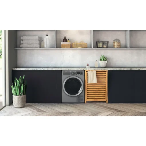 Hotpoint H8D94SBUK Gentlepower 9kg Heat Pump Tumble Dryer Silver