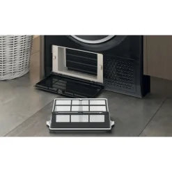 Hotpoint NTM1192BSKUK 9kg Heat Pump Tumble Dryer Black