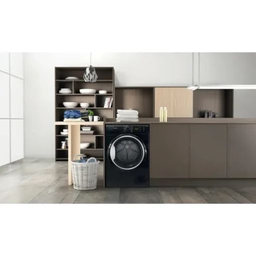 Hotpoint NTM1192BSKUK 9kg Heat Pump Tumble Dryer Black