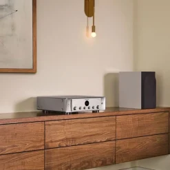 Marantz Model 50 Integrated Stereo Amplifier Silver Gold