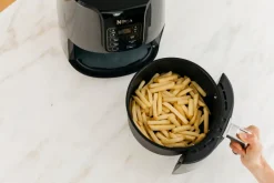 Ninja® Air Fryer AF100UK