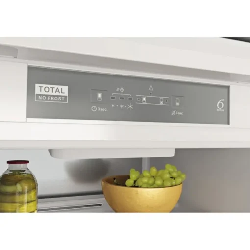 Whirlpool WHC18 T332 P UK built in fridge freezer